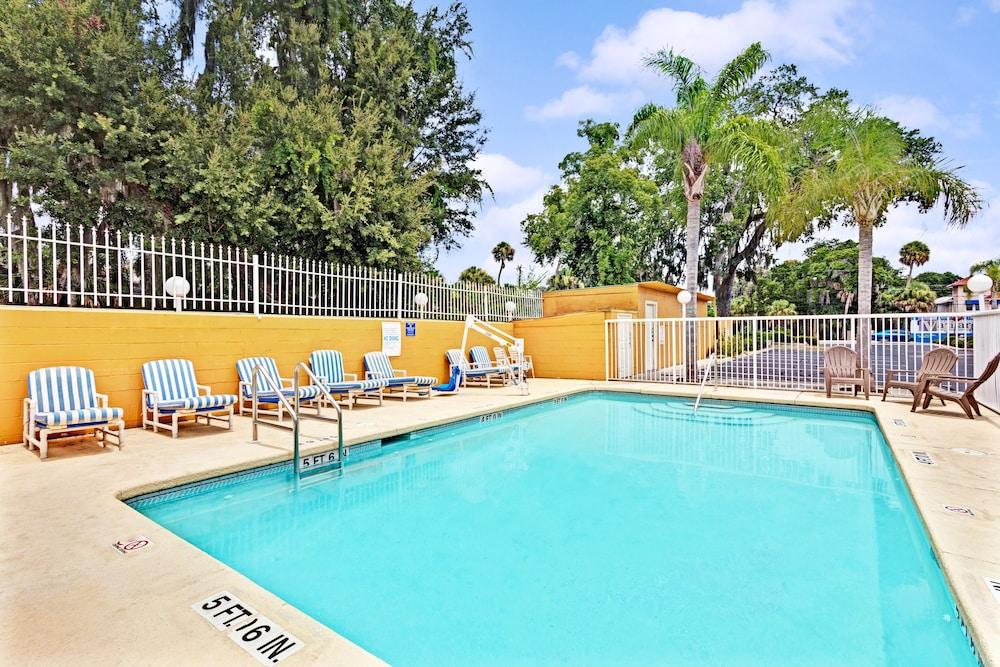 Days Inn By Wyndham Fort Myers Exteriör bild