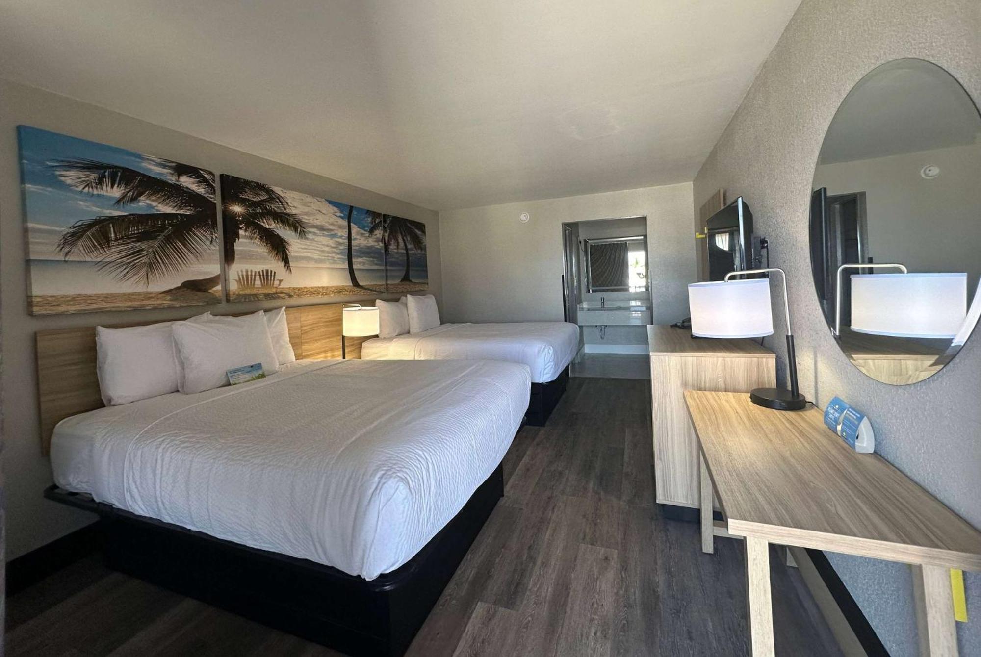 Days Inn By Wyndham Fort Myers Exteriör bild